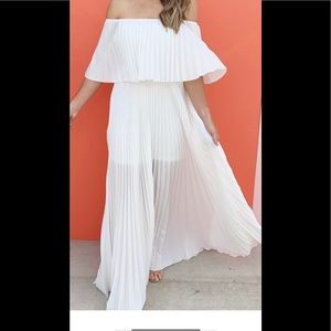 Ruthie Grace Off the Shoulder Pleated Dress